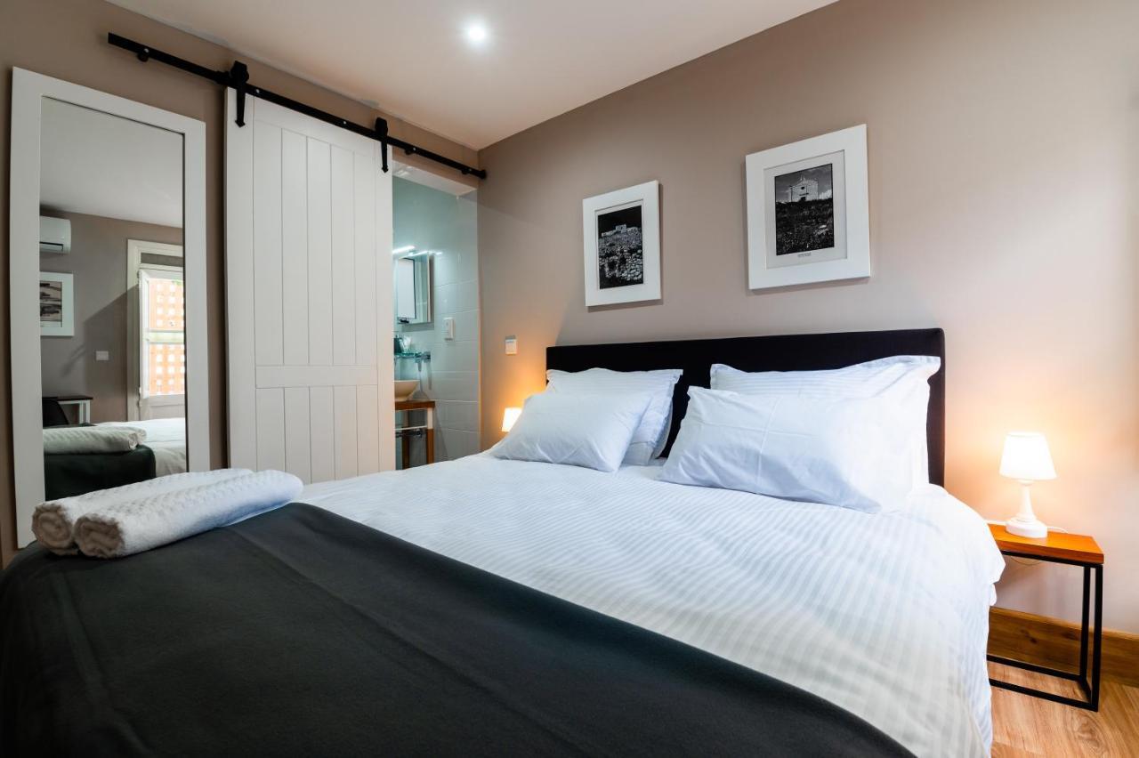 Monreal Boutique Townhouse - R024Rm3 Hotel Paola Bagian luar foto